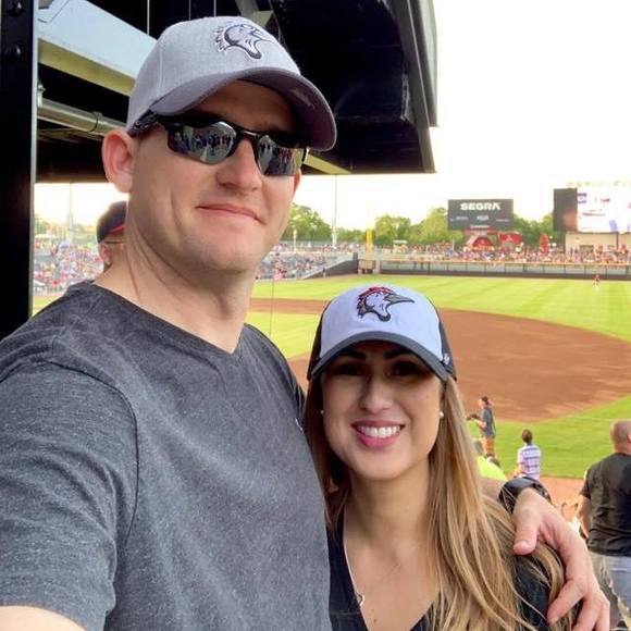 Meet your Posher, Angela @purtylilthangs - Picture 7 of 8